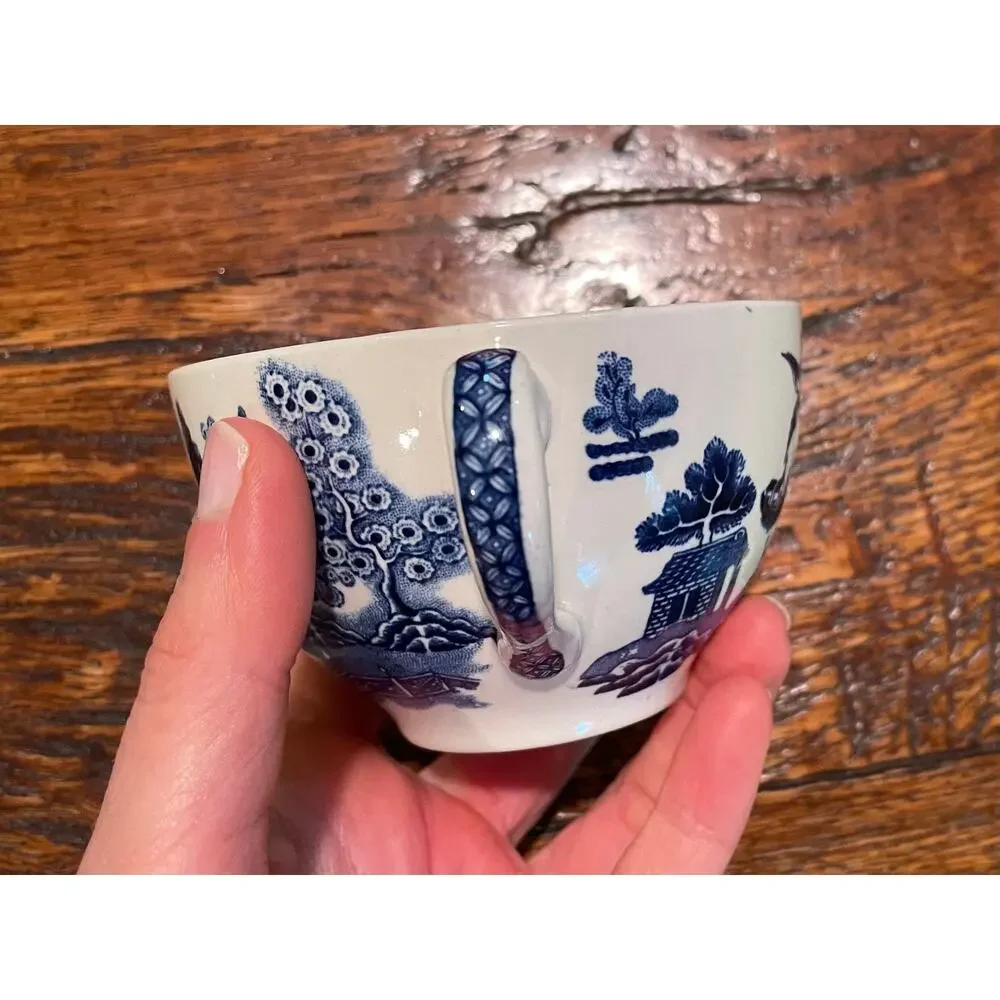 Vintage Johnson Bros. Willow Chinoiserie Teacup & Saucer, Blue, White, Set of 7